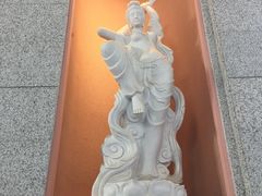 -敦煌莫高国际机场