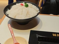 -老牌坊云南鱼豆花火锅(哈西万达店)