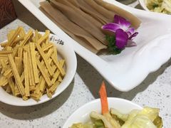 -刘一锅筋头巴脑(千峰路店)