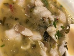酸菜魚-川味川食府