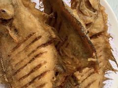 酥炸偏口鱼-渔家颂歌渔家味道(青石路店)