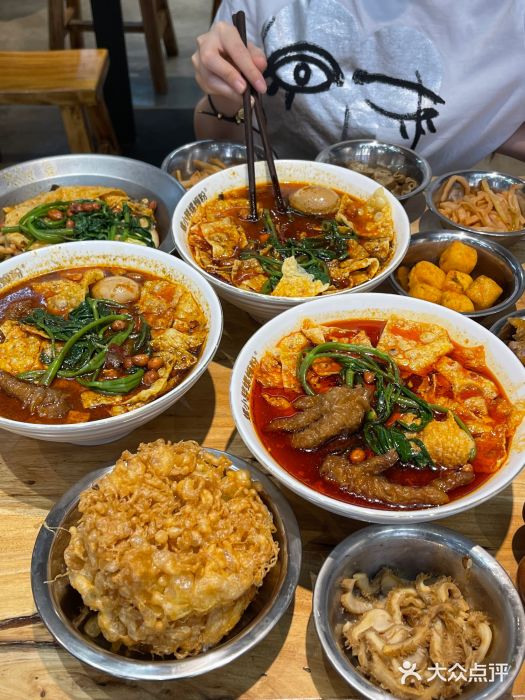 螺小胖柳州螺蛳粉(钟楼总店)图片