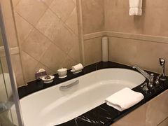 -广州富力丽思卡尔顿酒店