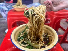 -张记奔吃小面