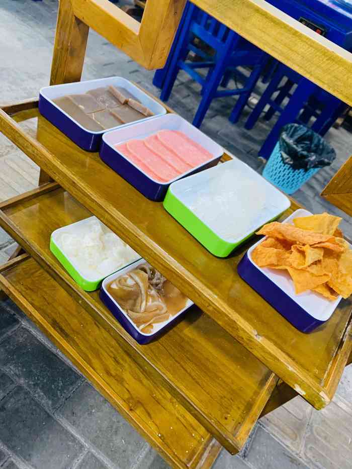 马路牙子串串专门店-"马路牙子串串香,今天来的这就是在海港区东.