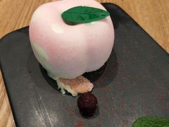 一颗白桃慕斯蛋糕-必胜客(百联又一城店)