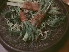 -香格里拉鱼跃地中海西餐厅·牛排披萨