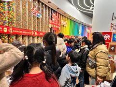 -m豆巧克力世界(上海世茂广场店)