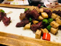 煎封牛肉粒-皇城根·烤鸭·鱼头·家常菜(欧亚大观乐活城店)