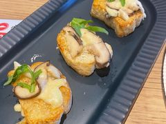 -必胜客(新中纬店)