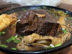 -小龙大肉面馆