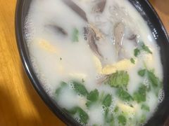 -鸭小妹鸭血粉丝(老门东店)