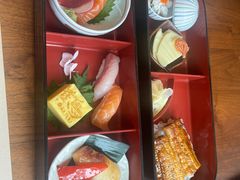-Tsuru鹤日本料理(静安香格里拉店)
