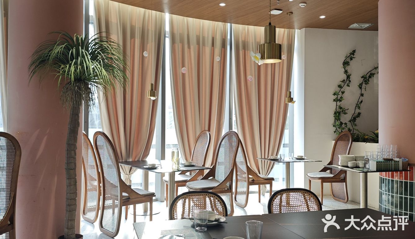 菜品用料不错的一家泰菜