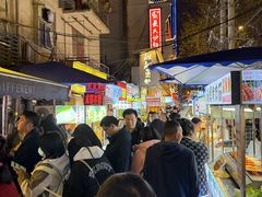 -万松园美食街