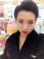 -红馆妆造(中央大街店)