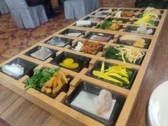 自助取餐区-维笙望湖·天膳源蒙自过桥米线