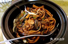 Traditional Huaiyang Soft Duck Stir-Fry
