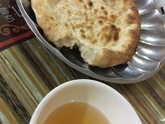 -烤肉小伙烤肉店
