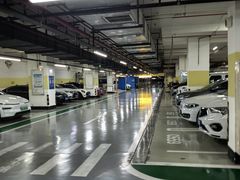 -北京银泰中心-停车场