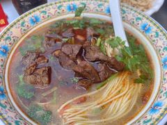 -金杨拉面王小吃面馆·牛三宝面·红烧牛肉粉