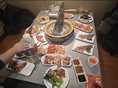-山焱·炭火自助烤肉(周浦万达店)