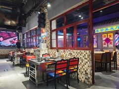 -马路牙子烧烤音乐酒馆(望京店)