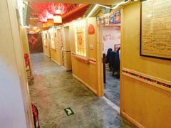 -闯关东东北农家菜(崂山石老人店)