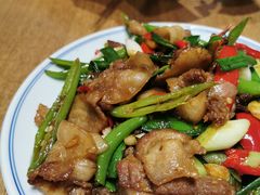 腊肉炒蒜苔-静一餐厅·湖北菜(前门创始店)