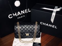 1e6124f47786cff7357e1009a01bcf0a-CHANEL(恒隆广场店)