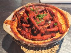 猪蹄凤爪煲-胡叨叨黄油砂锅焗海鲜(百家湖1912店 )