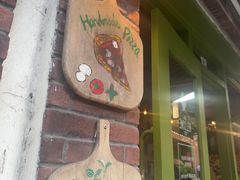 -Gather pizza