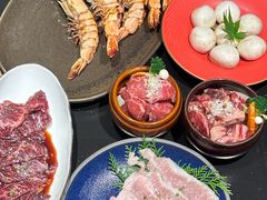 -山川小町·极番烧肉(新地假日广场店)