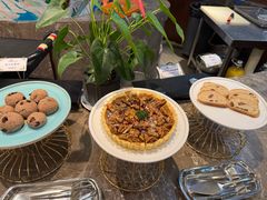 -齐河孔雀王温泉酒店·金孔雀自助百汇