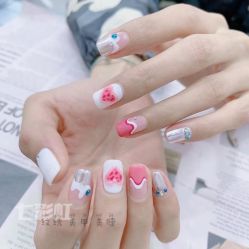 -七彩虹美甲美睫 半永久