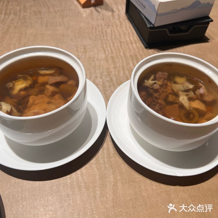 🍤海鲜控的天堂!海螺汤、生蚝,美味不打烊!🌙