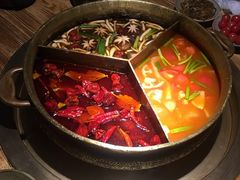 -湊湊火锅·茶憩(新中关购物中心店)