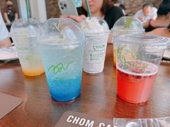 -Chom Cafe and Restaurant