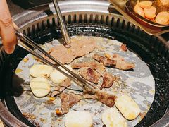 -一家东北烤肉(华大店)