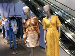 -URBAN REVIVO(深圳华润万象天地店)