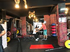 -GYMPLUS私教健身会馆(大悦城店)
