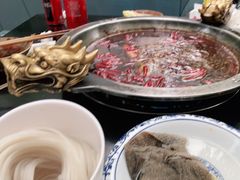 -黄潇洒老火锅(九眼桥宏济巷店)