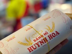 -Bánh Mì Huynh Hoa
