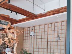 -蜜桃餐厅·伴山(湖滨商业街店)