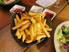 黑松露薯条-Golden Lily河内巴黎法越料理餐厅(建国西路店)