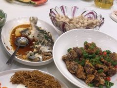 -沪华海鲜大酒楼(南汇店)