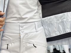 -迪卡侬(西三旗店)