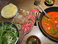 -贵厨酸汤牛肉(花果园国际中心店)