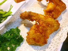 -新大咀港式茶餐厅(宝山万达店)