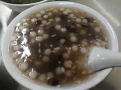 -芳婆糕团店(王府大街店)